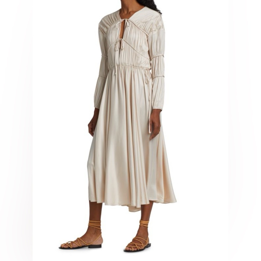 TOVE Silk Gracen Dress - Elegant Pink / Cream Tie Front